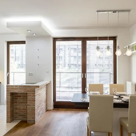 アパート Close -cozy One Bedroom - Siedmiogrodzka 1 *
